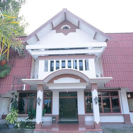 Reddoorz Near Kampus 3 Uty Yogyakarta Hotel Buitenkant foto