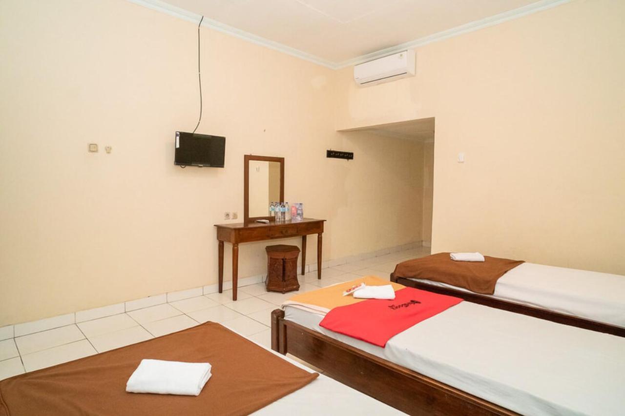 Reddoorz Near Kampus 3 Uty Yogyakarta Hotel Buitenkant foto