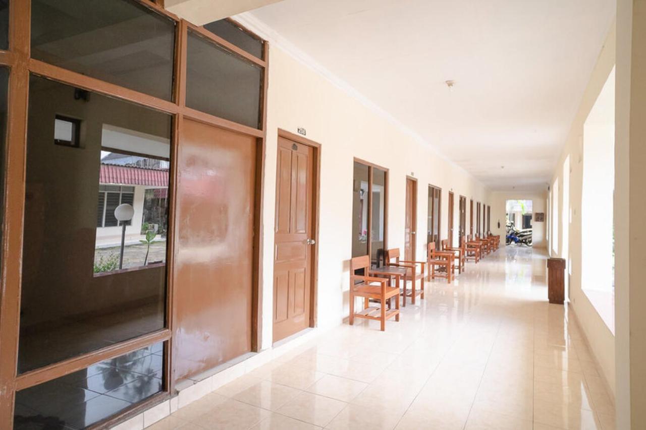 Reddoorz Near Kampus 3 Uty Yogyakarta Hotel Buitenkant foto